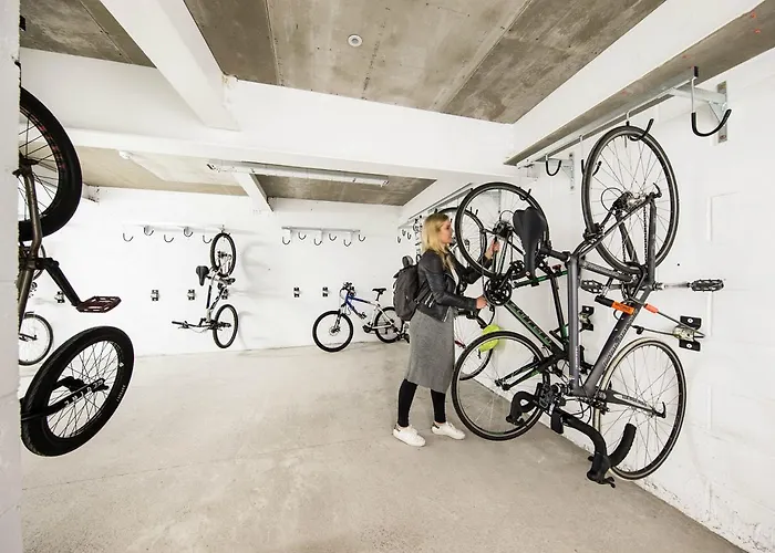 Edinburgh Haddington Place Hostel אכסניה