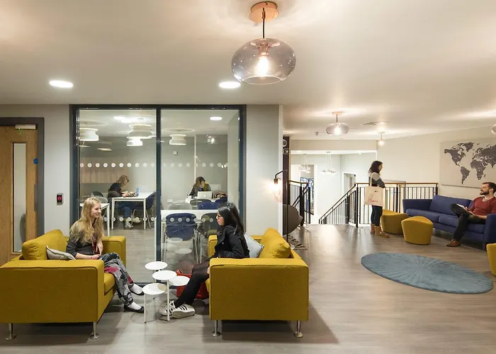 Edinburgh Haddington Place Hostel *