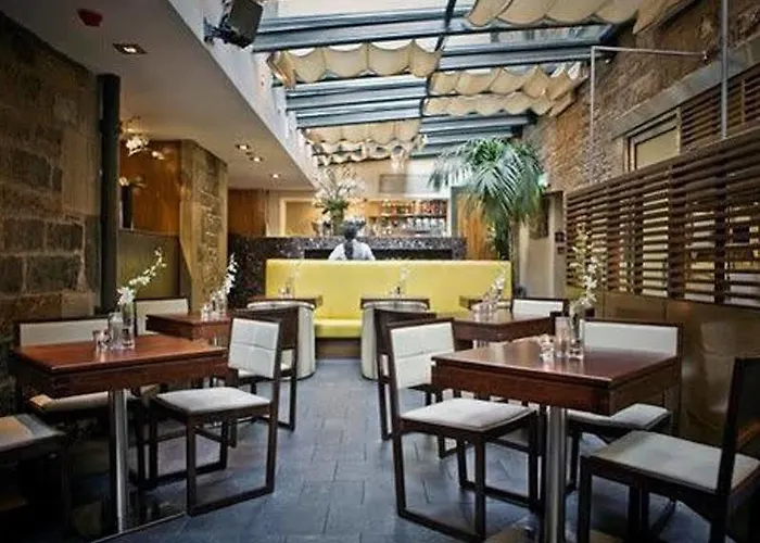 Отель Rabble 4*