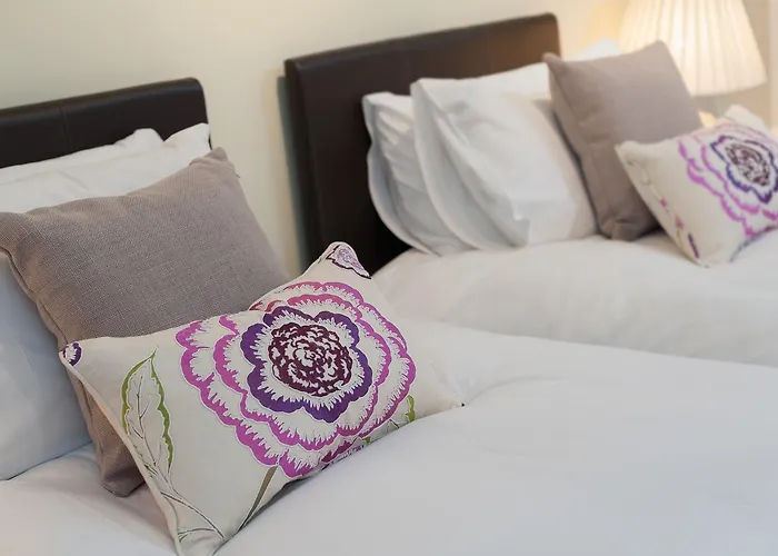 The Botanist Old Town 2 Bedroom Lift Parking * Edinburgh