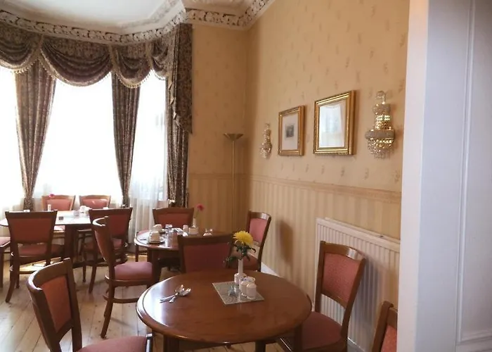 Menzies Apartment
