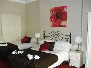Гостевой дом Edinburgh Central Rooms Эдинбург