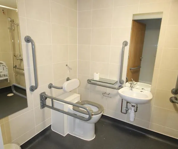 Edinburgh Haddington Place Hostel אכסניה