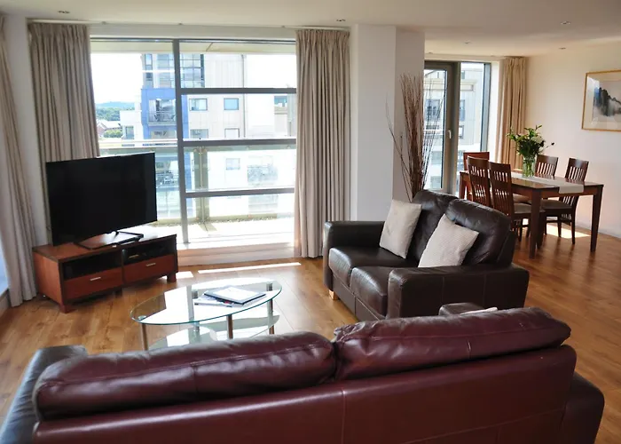 Ocean Serviced Aparthotel 4*