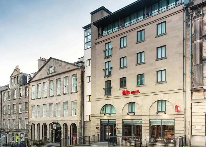 Ibis Centre Royal Mile 3*