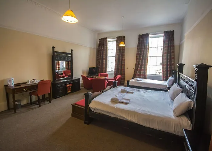 Bed & Breakfast York House 2*