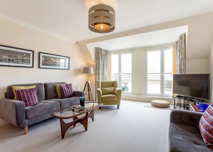 Joivy Inviting Near Leith Walk شقة