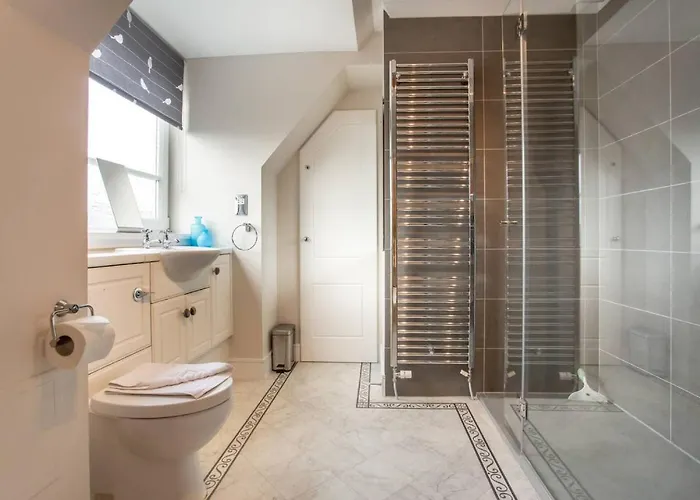 Joivy Inviting Near Leith Walk شقة