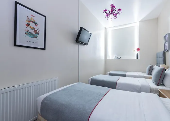 Oyo St Andrews Guest house Edinburgh