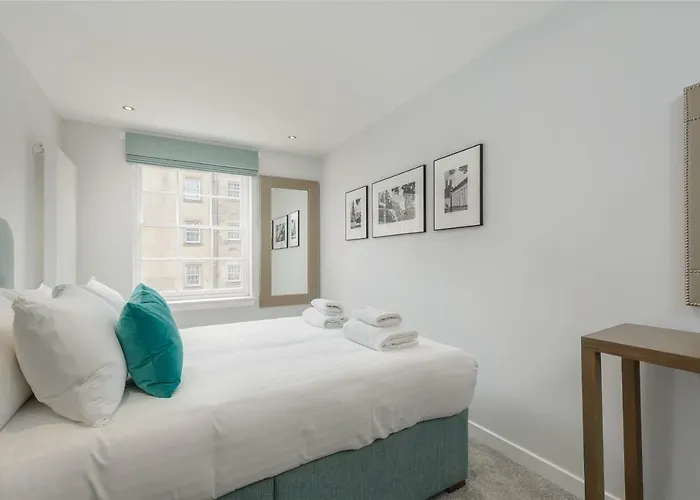 Destiny Scotland - Royal Mile Lägenhet Edinburg