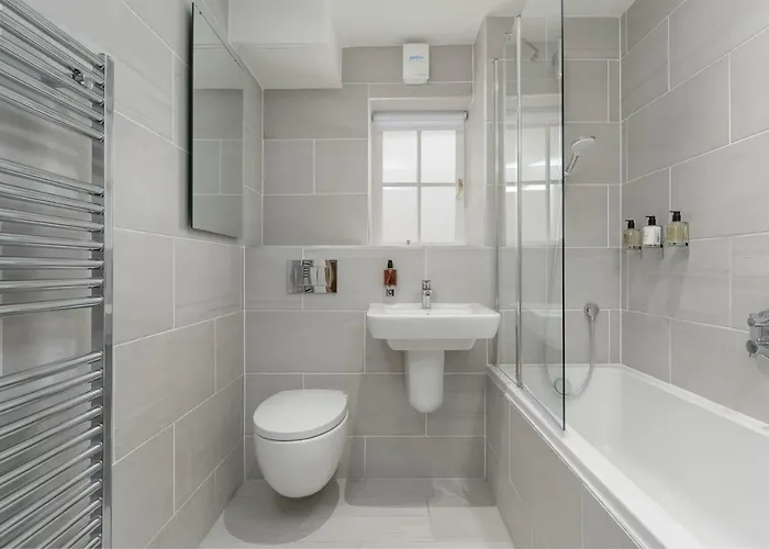 Destiny Scotland - Royal Mile