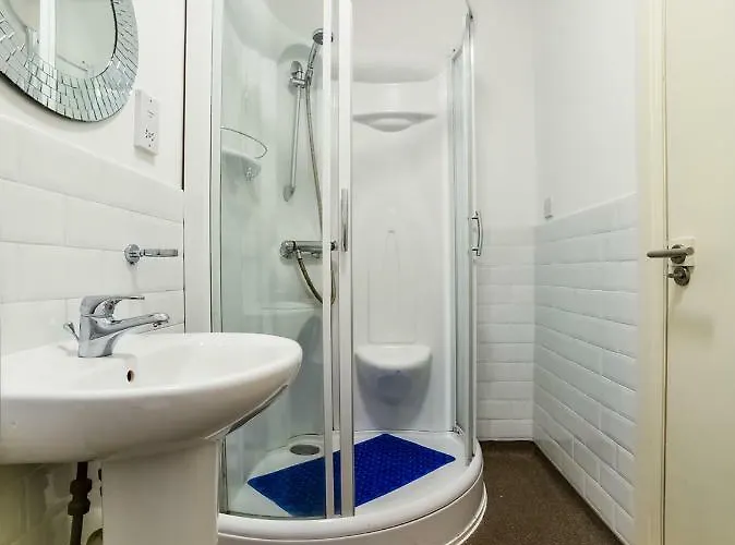 Victoria Park House Hostel Edinburgh