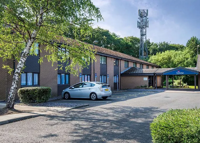 Travelodge Dreghorn Hotel 3*