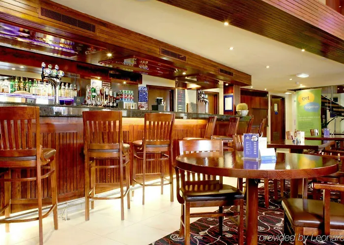 Express Centre By Ihg 3*