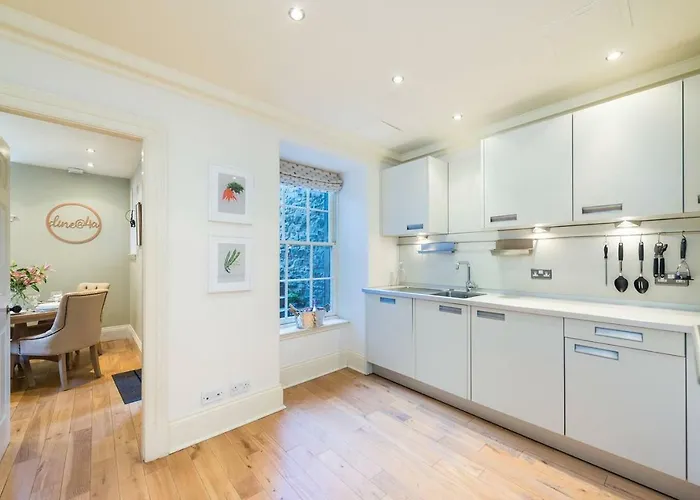 Joivy Luxury With Patio In Centre Apartment *