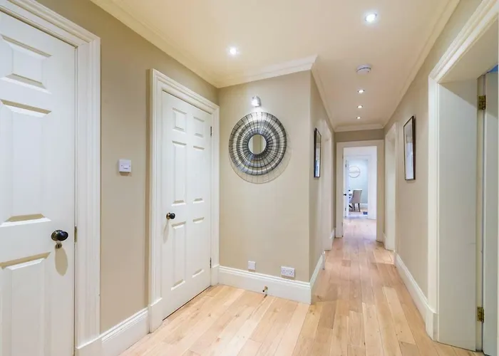 Apartment Joivy Luxury With Patio In Centre