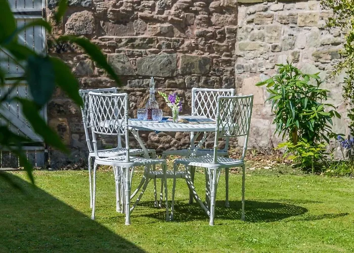 Apartment Joivy Luxury With Patio In Centre
