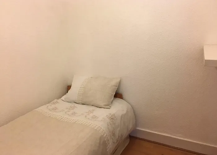 Watson Crescent Apartment