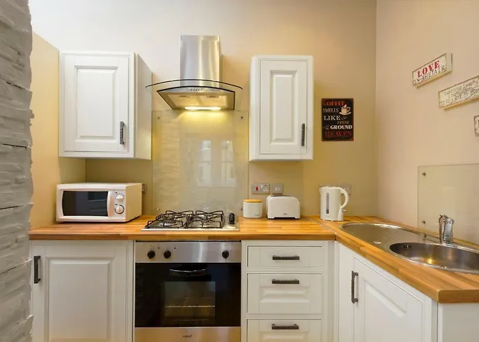 Stylish Near Royal Mile דירה