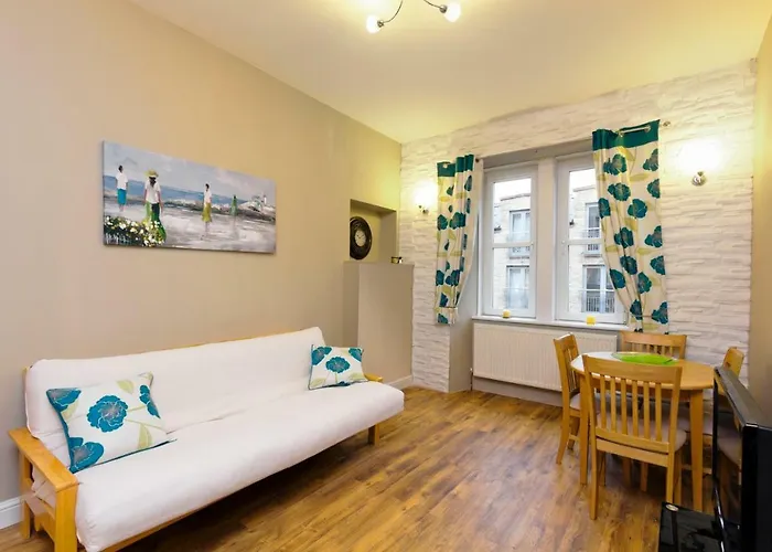 Stylish Near Royal Mile דירה