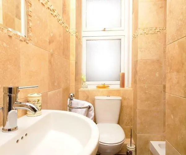 Stylish Near Royal Mile