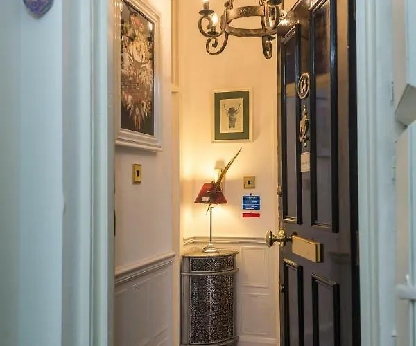 Апартаменты The Bonnie Bide Awa'