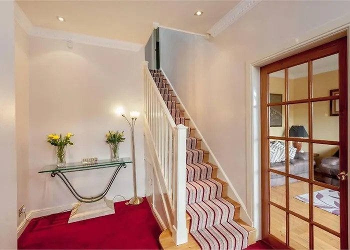 Hillhouse Gasthuis 3*