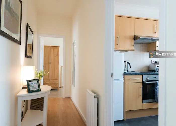 Smart Royal Mile דירה *