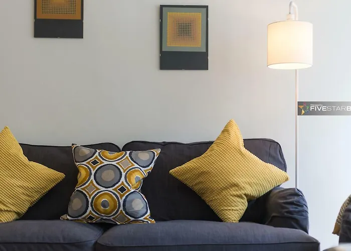 Smart Royal Mile דירה *