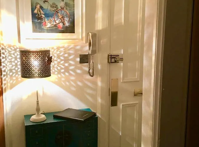 Apartment The Jeffrey Street Retreat