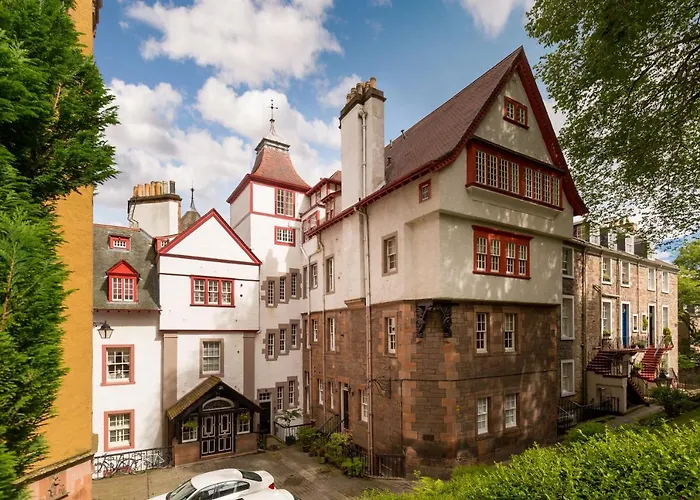 Amazing Penthouse, Stunning Views, Castle 2 Mins * Edynburg