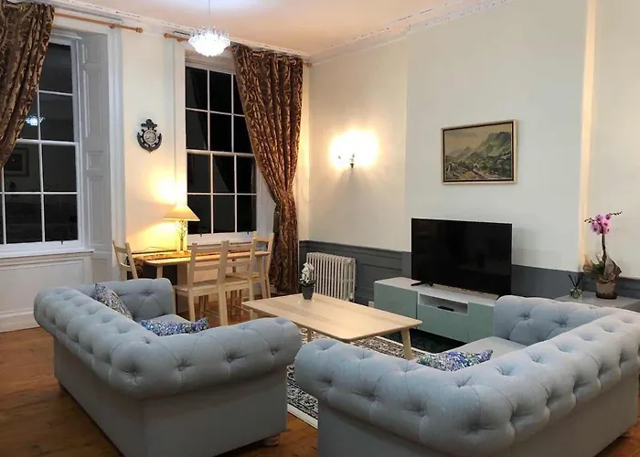 Centre En-suite Δωμάτια σε οικογενειακή κατοικία